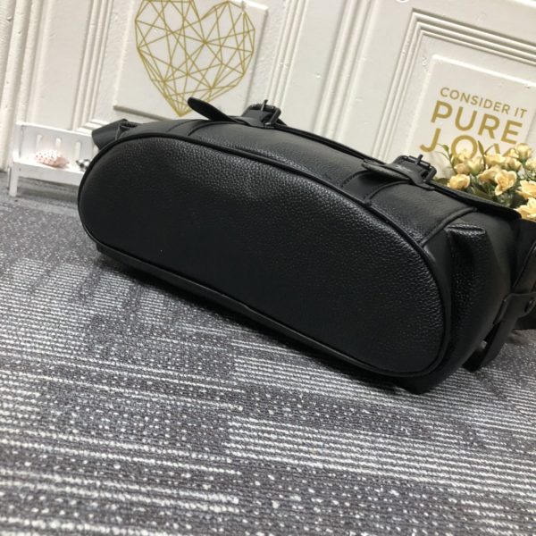Replica LV Christopher Messenger Backpack, Stylish & Functional - Image 5
