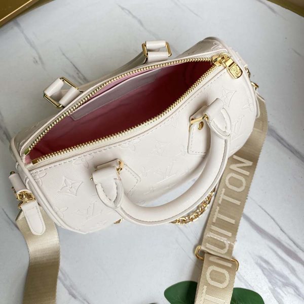 Replica LV Speedy Bandouliere 22 - Stylish & Affordable Luxury Bag - Image 9