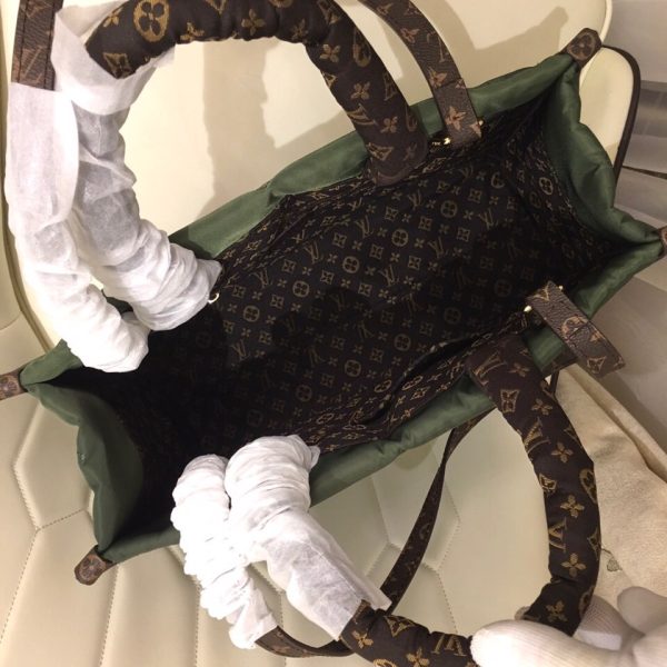 Green Louis Vuitton Onthego GM Replica Tote Bag - Image 7