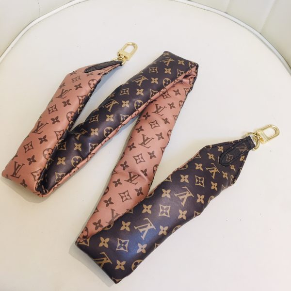 Replica LV Speedy Bandouliere 30 Handbag – Stylish & Affordable - Image 6
