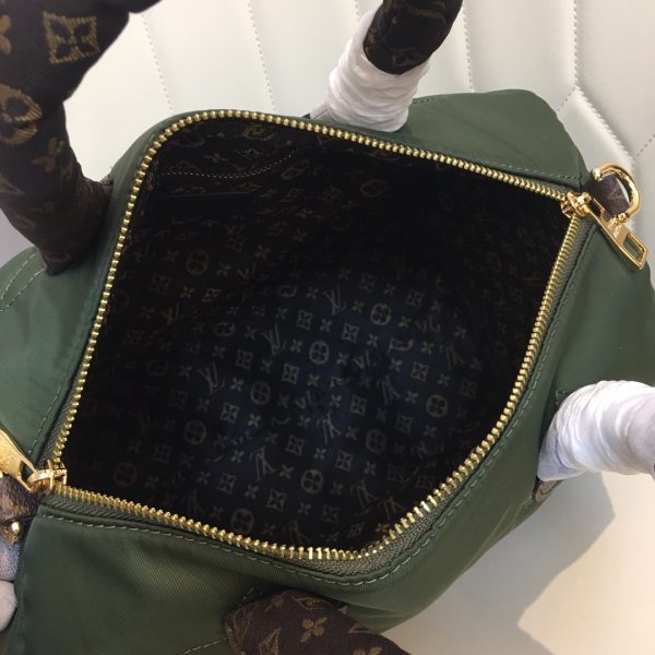 Replica LV Speedy Bandouliere 30 Handbag – Stylish & Affordable - Image 7