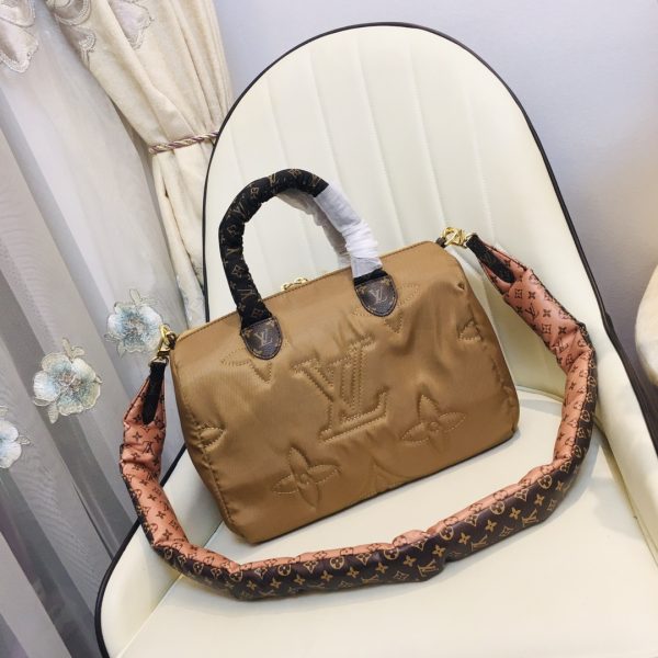 Replica LV Speedy Bandouliere 30 Handbag – Stylish & Affordable - Image 8