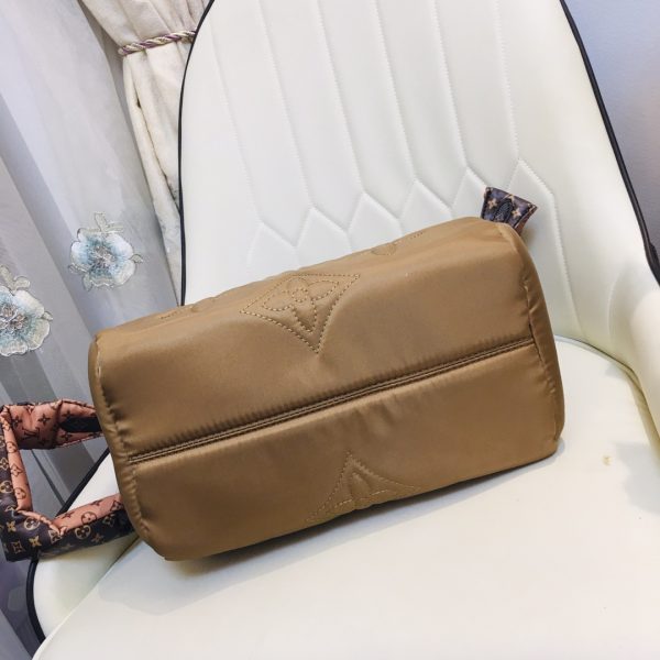 Replica LV Speedy Bandouliere 30 Handbag – Stylish & Affordable - Image 10