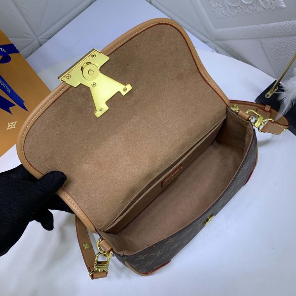 Louis Vuitton Buci Crossbody Bag – Stylish Daily Essential - Image 5