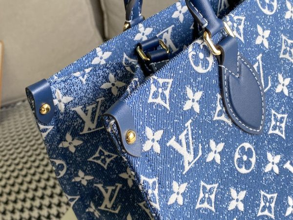 Louis Vuitton Monogram Jacquard Onthego MM Tote Replica - Image 5