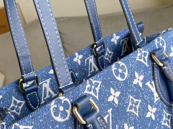 Louis Vuitton Monogram Jacquard Onthego MM Tote Replica - Image 7