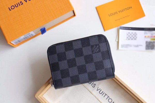 Replica LV Zippy Coin Purse M60067 – Stylish & Compact Wallet - Image 10
