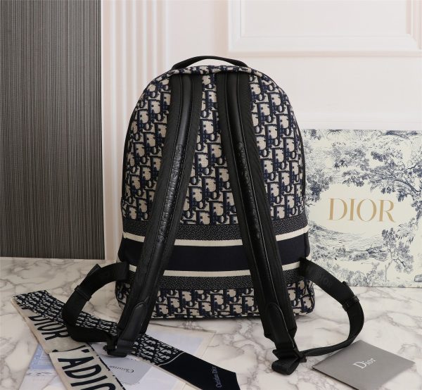 Replica Dior Drtravel Backpack - Stylish & Sleek Design - Image 2