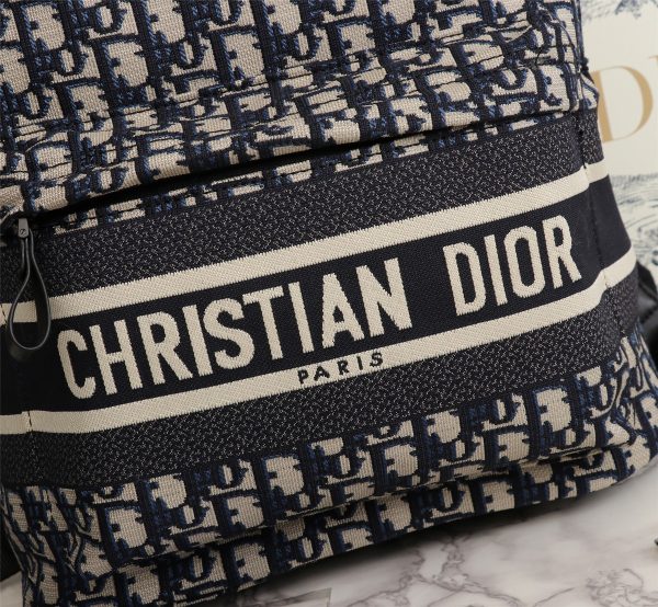 Replica Dior Drtravel Backpack - Stylish & Sleek Design - Image 3