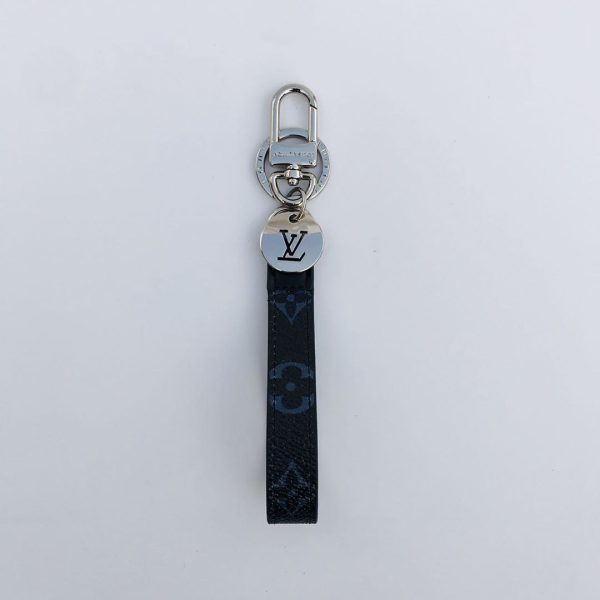 LV Dragonne Key Holder & Bag Charm - Stylish Replica Accessory - Image 5