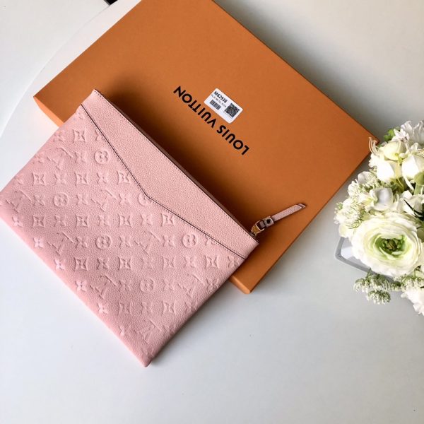 Stylish Replica Louis Vuitton Daily Pouch M62937 - Image 10