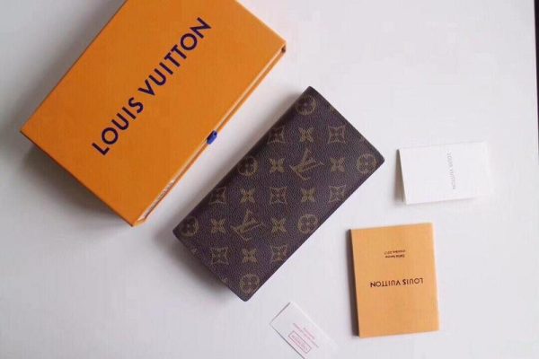 Louis Vuitton Brazza Replica Wallet M66540 | Stylish Designer Copy