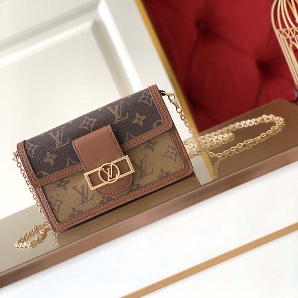 Best Replicas Bags - Replica Louis Vuitton Dauphine Chain Wallet – Chic & Budget-Friendly Shop For Best Louis Vuitton LV Replica Bags With Cheap Price