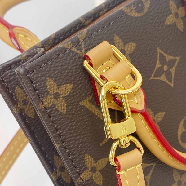 Louis Vuitton Petit Sac Plat Replica M69442 - Stylish & Timeless - Image 7