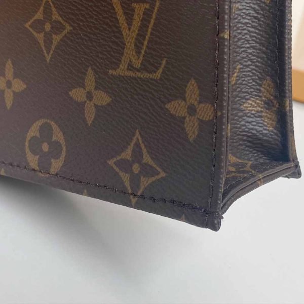 Louis Vuitton Petit Sac Plat Replica M69442 - Stylish & Timeless - Image 6