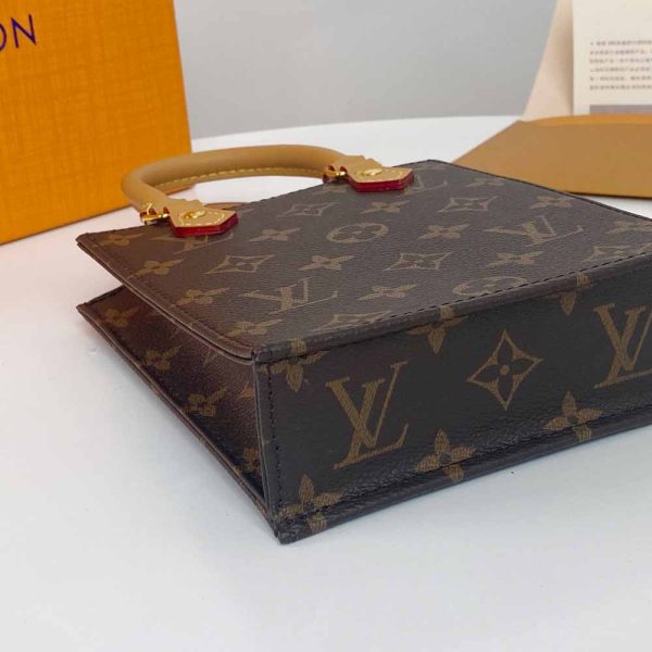 Louis Vuitton Petit Sac Plat Replica M69442 - Stylish & Timeless - Image 4