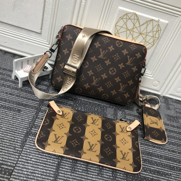 Replica Louis Vuitton 3-in-1 Trio Pochette Messenger Bag - Image 2