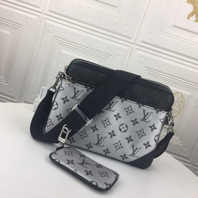 Replica Louis Vuitton Trio Messenger in Black/Silver M69443