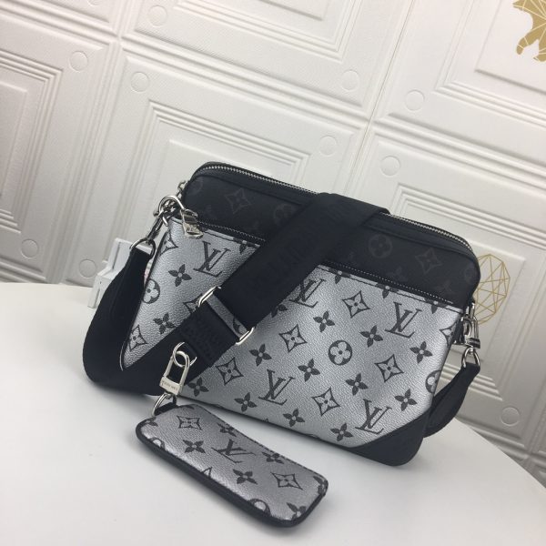 Replica Louis Vuitton Trio Messenger in Black/Silver M69443