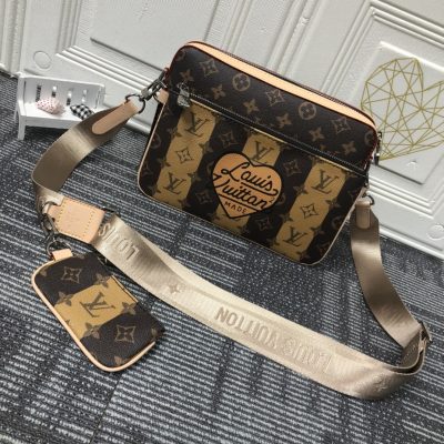 Replica Louis Vuitton 3-in-1 Trio Pochette Messenger Bag
