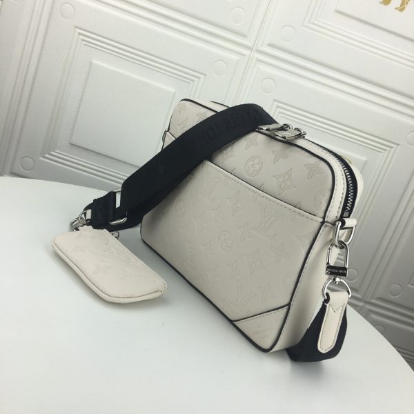 Louis Vuitton Trio Messenger Replica White/Black Embossed M69443 - Image 2