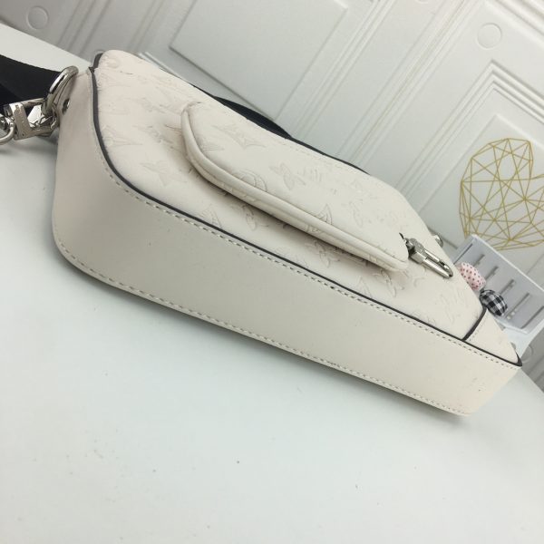 Louis Vuitton Trio Messenger Replica White/Black Embossed M69443 - Image 3