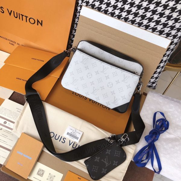 Replica LV Trio Messenger M69443 - Stylish & Functional Bag - Image 12