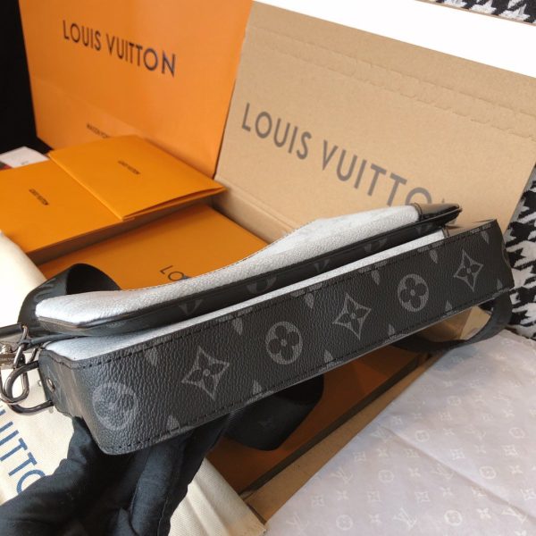 Replica LV Trio Messenger M69443 - Stylish & Functional Bag - Image 7