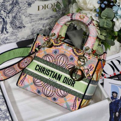 Replica Dior AAA Light Medium Lady D-Lite Embroidery Bag M8003