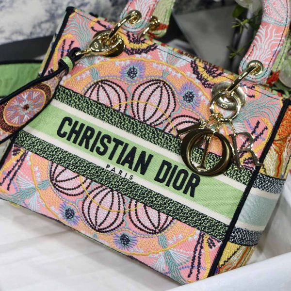 Replica Dior AAA Light Medium Lady D-Lite Embroidery Bag M8003 - Image 9
