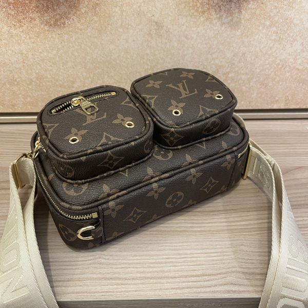 Louis Vuitton Sporty Utility Crossbody Bag Replica - Image 4