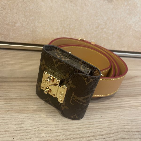 Replica LV Sporty Utility Crossbody Bag with Leather Strap - Image 5