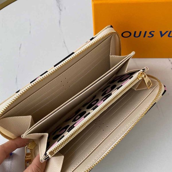 Replica Louis Vuitton Leopard Zippy Wallet M80685 - Image 8
