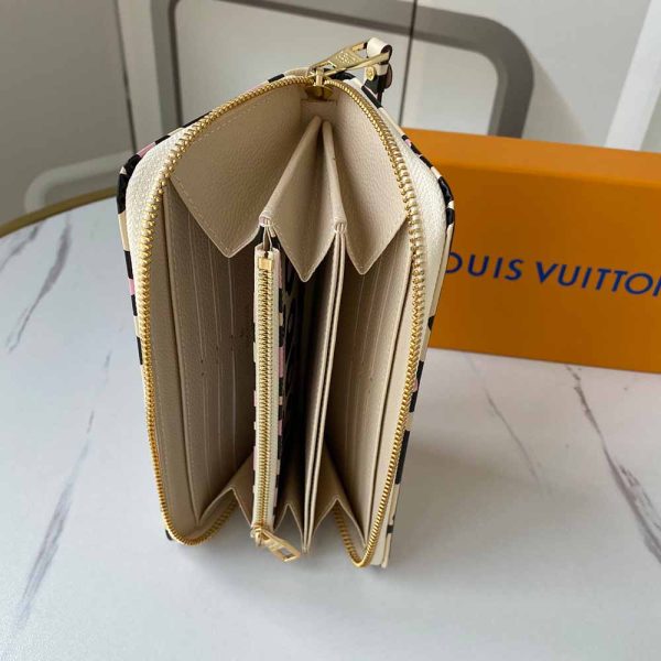 Replica Louis Vuitton Leopard Zippy Wallet M80685 - Image 9