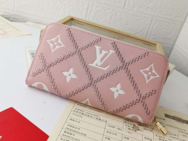 Replica LV Monogram Empreinte Zippy Wallet M81141 - Image 12