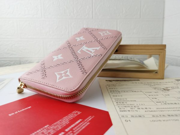 Replica LV Monogram Empreinte Zippy Wallet M81141 - Image 13