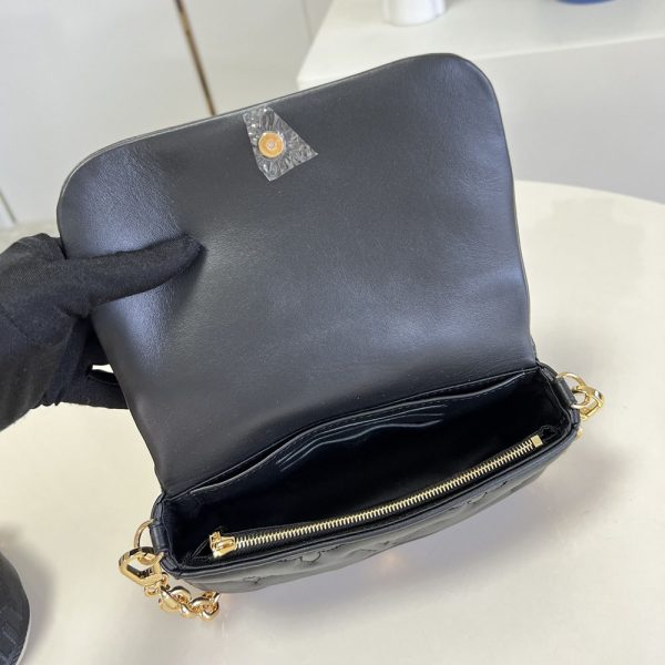 Replica LV AAA Bubblegram Wallet on Strap - Image 6