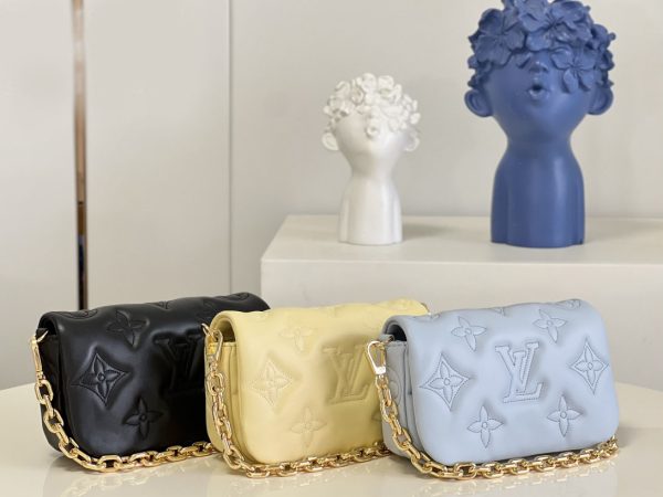 Replica LV AAA Bubblegram Wallet on Strap