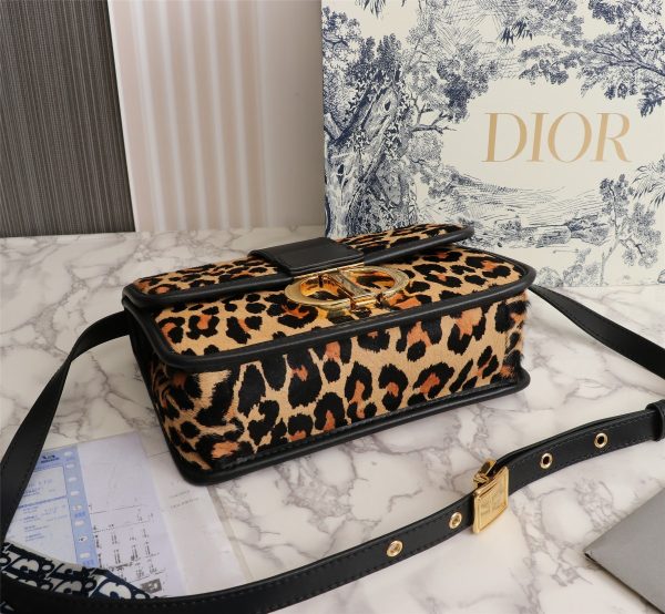 AAA Replica Dior Leopard 30 Montaigne Bag - Image 5