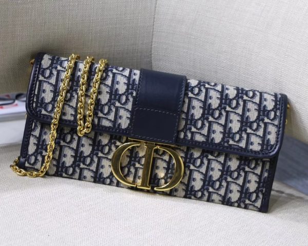 Replica Dior 30 Montaigne Oblique Pouch – Stylish & Chic
