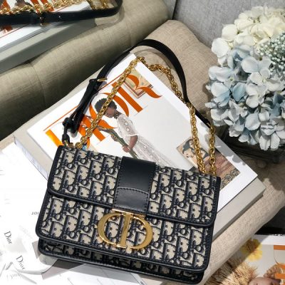 Replica Dior 30 Montaigne Chain Bag M9208 – Elegant & Stylish