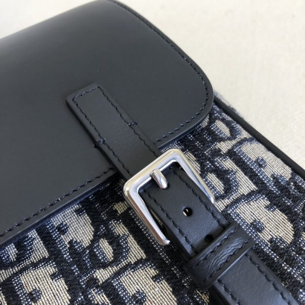 Replica Dior Oblique Messenger Bag | Timeless Luxury Style - Image 2
