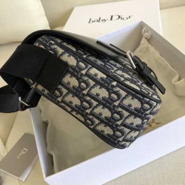 Replica Dior Oblique Messenger Bag | Timeless Luxury Style - Image 3
