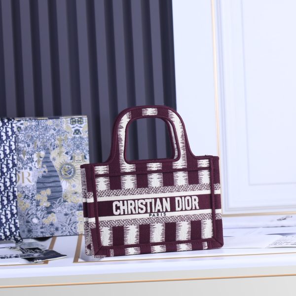 Replica Dior CD Mini Book Tote Bag – Stylish & Compact - Image 6