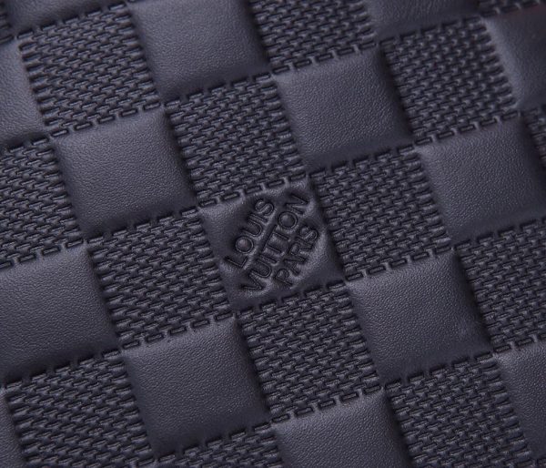 Replica Louis Vuitton Avenue Sling Bag Black N41720 - Image 5