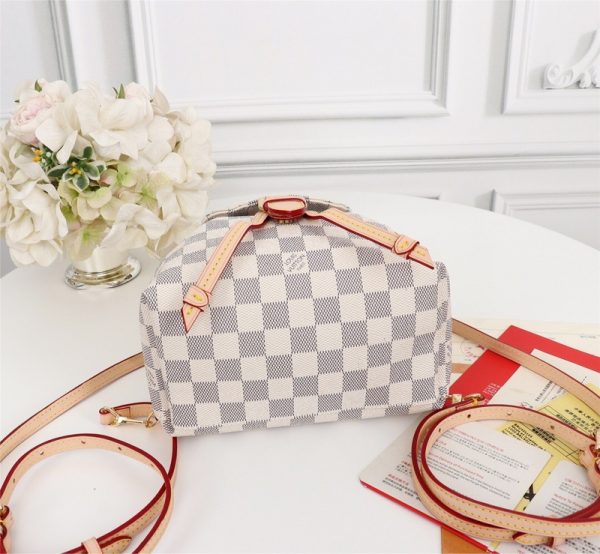 LV Sperone Bb N44026 Replica in Black & White - Image 9