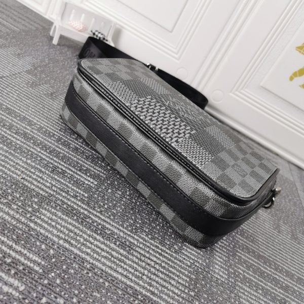 Replica LV Studio Messenger Bag N50013 – Stylish & Durable - Image 7