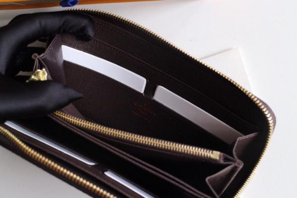 LV Zippy Wallet Replica – Premium Look, Affordable Style - Image 7