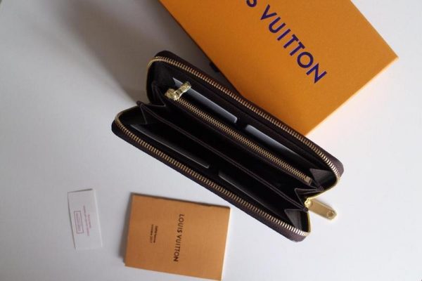 LV Zippy Wallet Replica – Premium Look, Affordable Style - Image 8