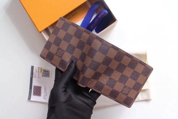 Replica LV Multi Wallet N60895 | Stylish & Compact Design - Image 8